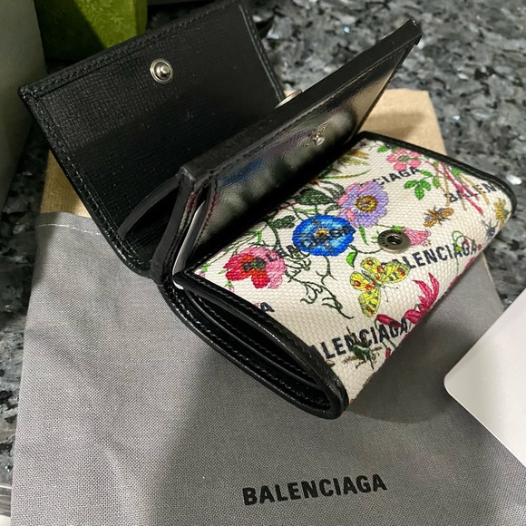 The Hacker Project Neo Classic wallet Gucci x Balenciaga - Picture 6 of 16